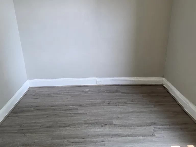 3027 Wylie Ave — Photo 13