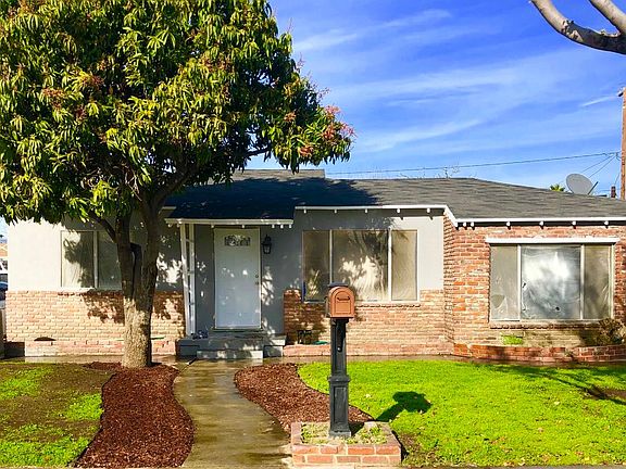 4th image of 8849 Railton St