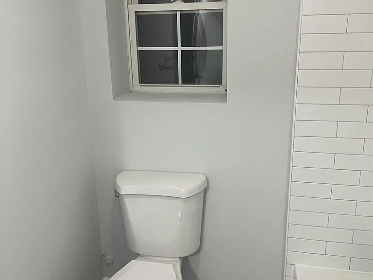 26-28 Avon Avenue - Ground Floor — Photo 5