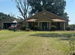 604 Wood St, Kemp, TX 75143