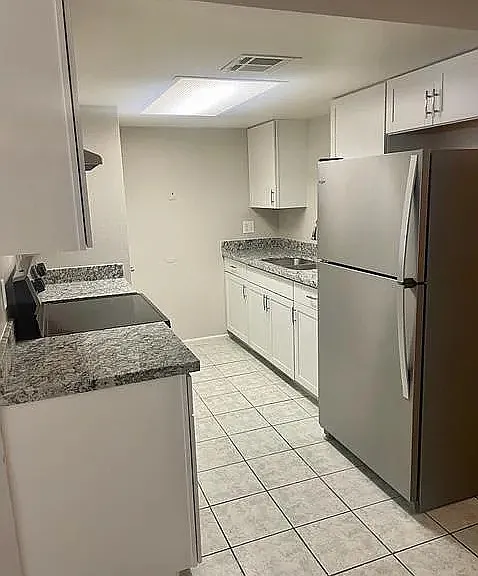 133 E Ingram St — Photo 2