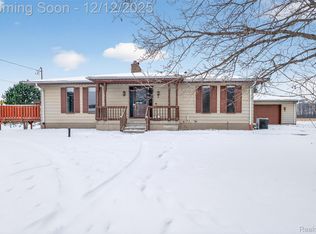6347 Johnson Rd, Flushing, MI 48433