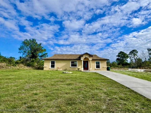 1164 Macarthur St, Lake Placid, FL 33852
