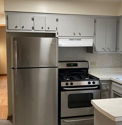 2nd image of 10126 S Pulaski Rd APT 2E