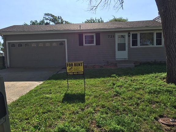 5th image of 721 Willow Dr