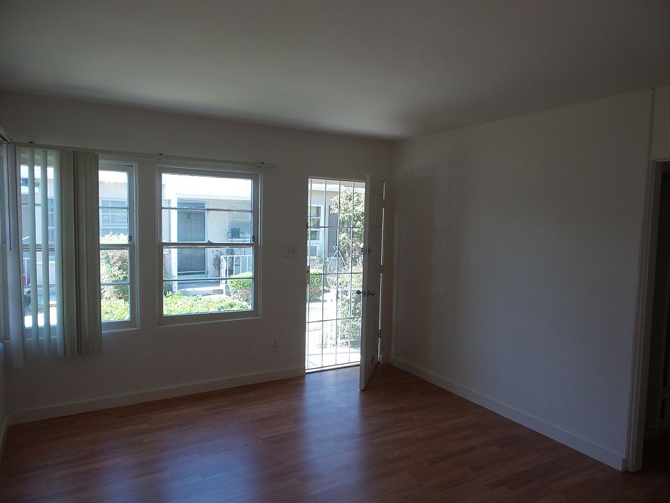 1st image of 4460 North Ave APT 10