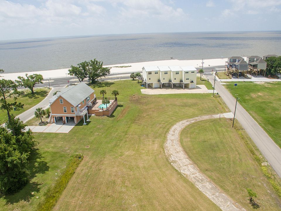 1st image of 100 Buena Vista Dr