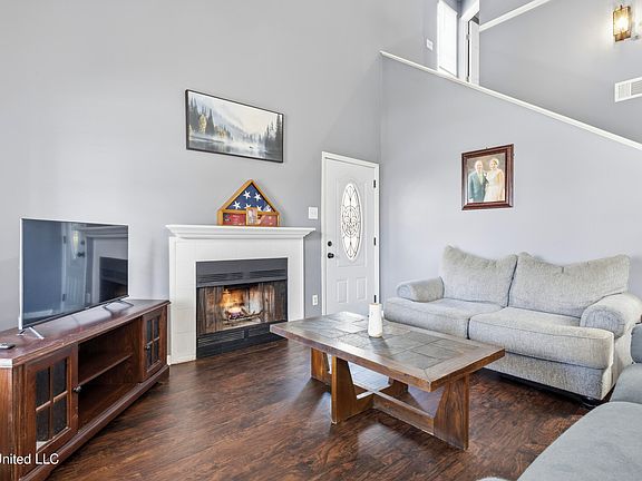 2nd image of 12294 Windward Dr