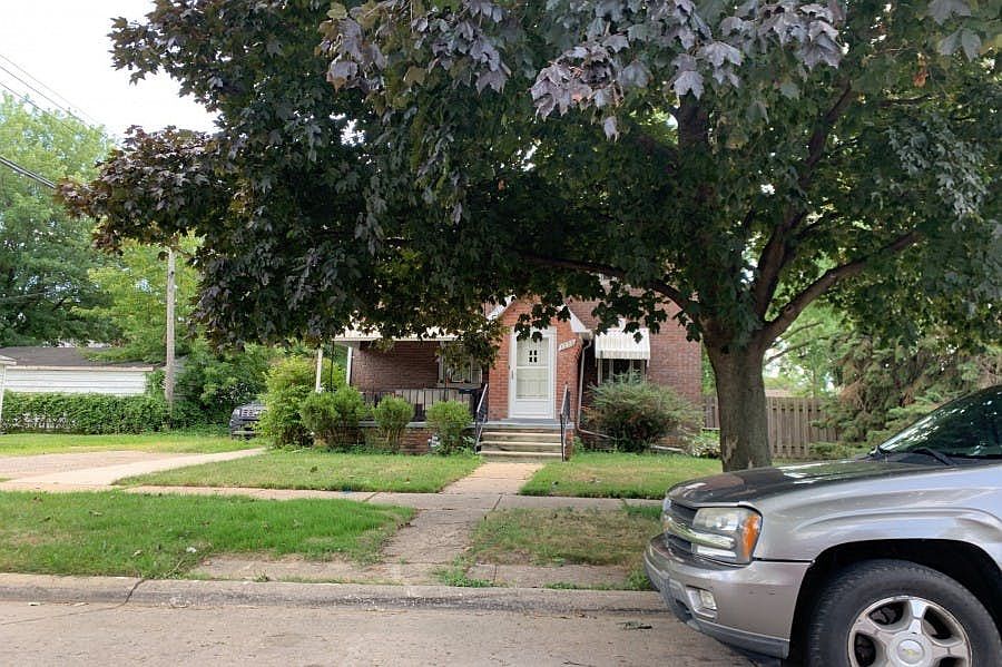 1st image of 1373 Detroit Ave