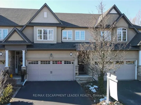 58 Maplevale Dr, Hamilton, ON L9G 0C5