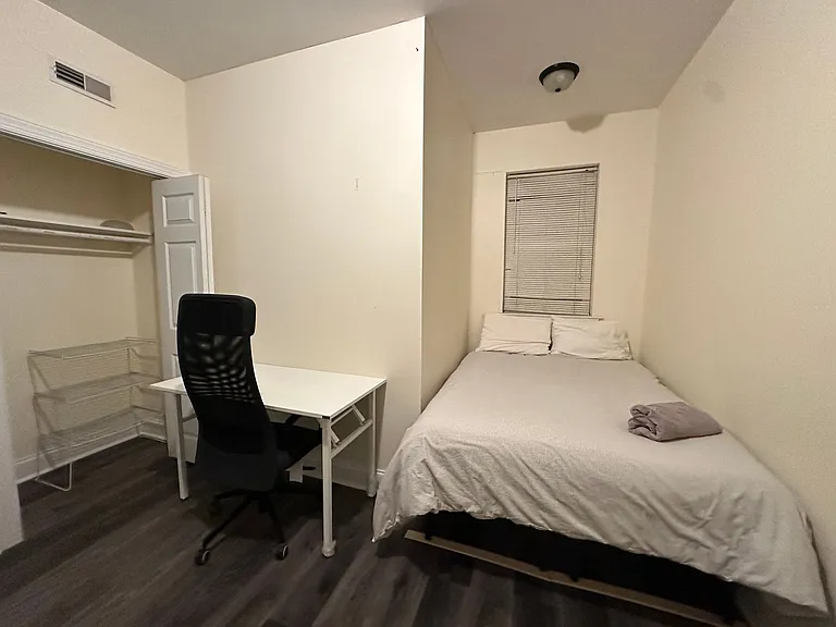 437 N Wiota St — Photo 32