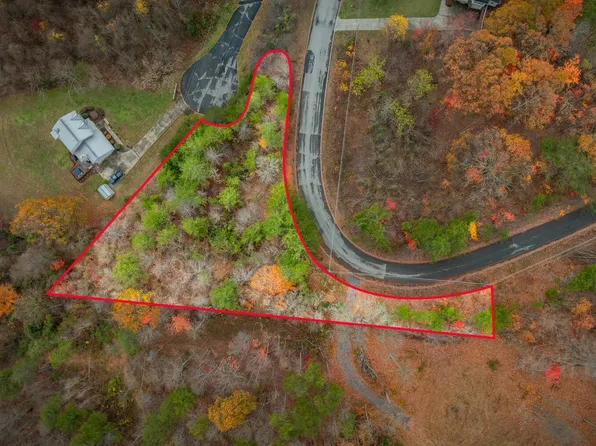 495 Oak Forest Pl, Kingsport, TN 37664