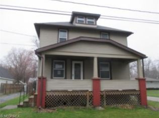 945 2nd St, Newton Falls, OH 44444