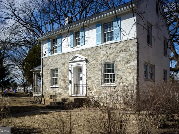 1005 Woodland Way, Hagerstown, MD 21742