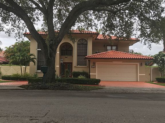 3rd image of 8240 NW 168th St