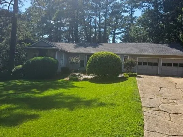 1623 Hidden Hills Pkwy, Stone Mountain, GA 30088
