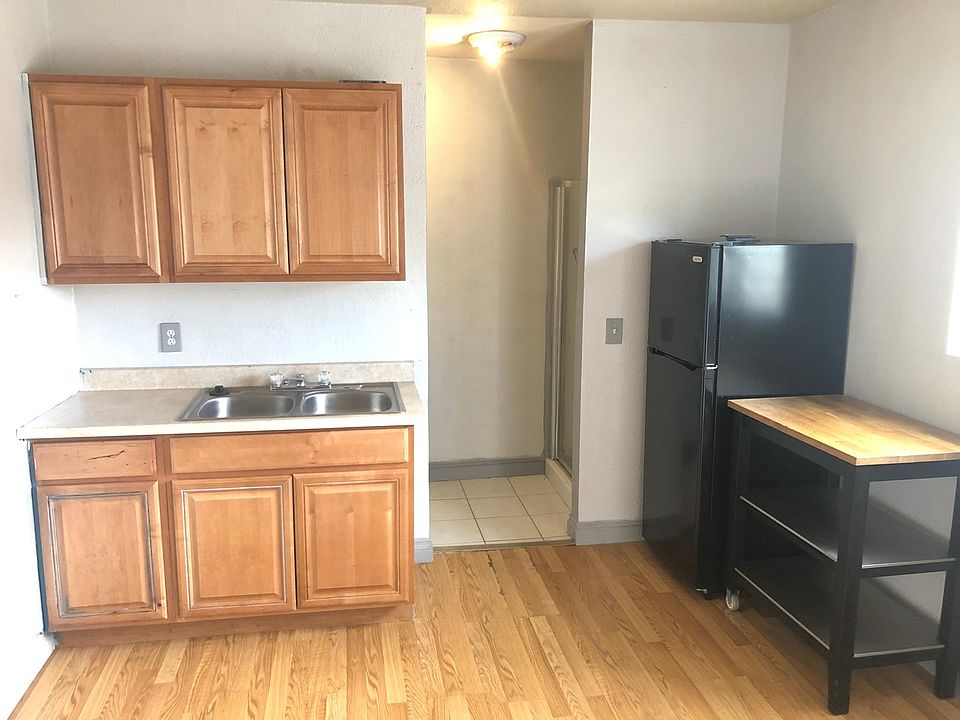1st image of 530 E Oakey Blvd APT 103