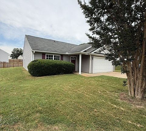 5th image of 305 Cool Embers Ln