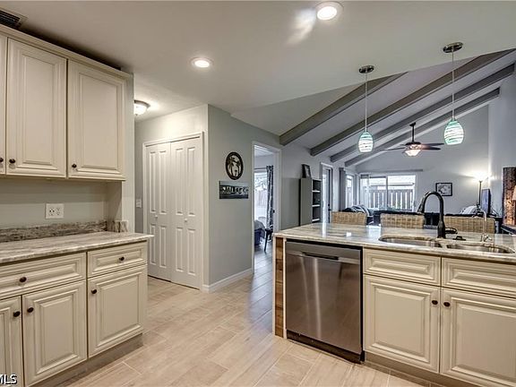 2nd image of 6337 Royal Woods Dr