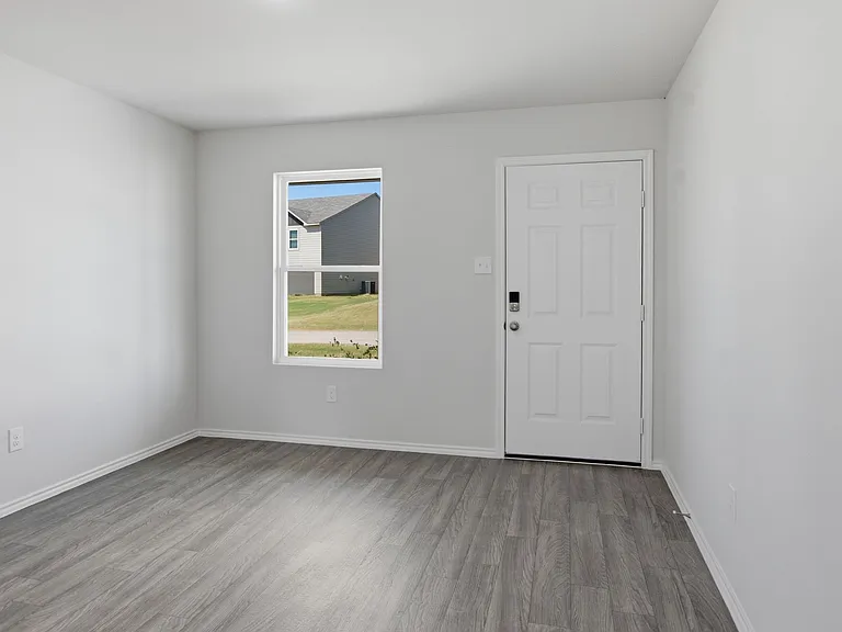 342 Azalea Trl — Photo 4
