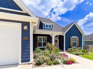 6411 S 63rd St, Rogers, AR 72758