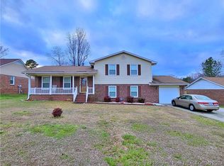 1552 Rossmore Dr, Fayetteville, NC 28314