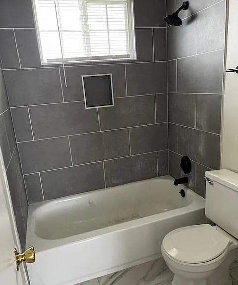 24 Claiborne St #A — Photo 2