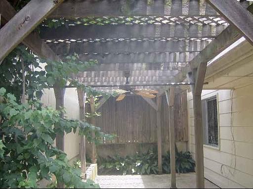 3rd image of 3239 CASTLEDALE DR #39