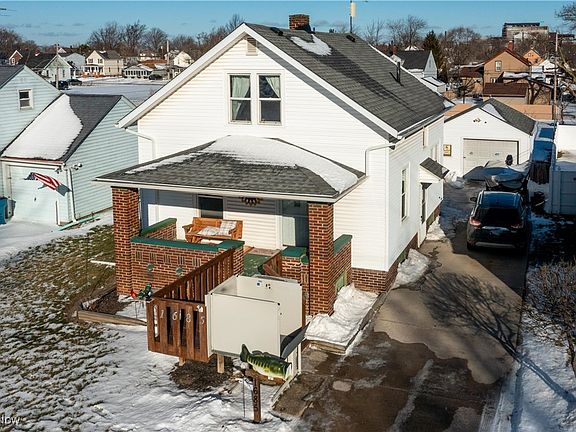 3rd image of 1685 E 36th St