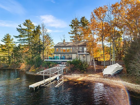 3rd image of 55 Island Rd