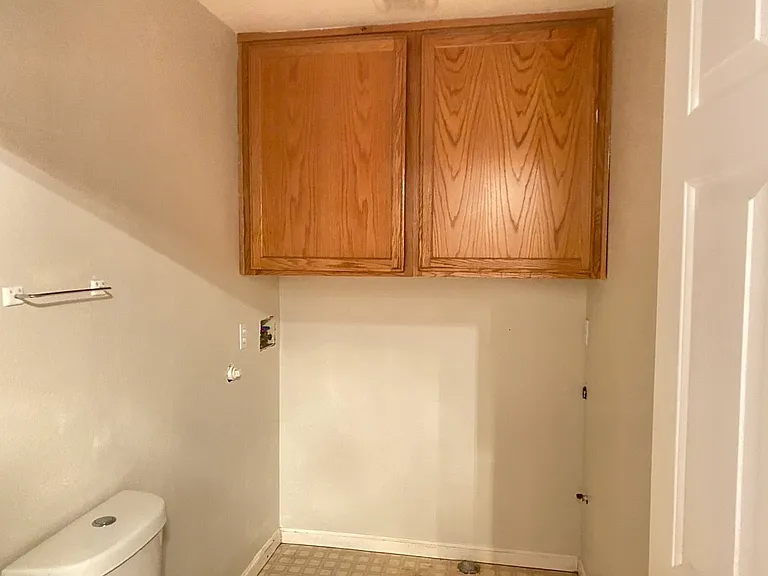 965 Todd Ct — Photo 5
