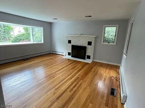 2nd image of 48 Roosevelt Blvd