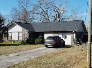 118 Gator Dr, Goose Creek, SC 29445