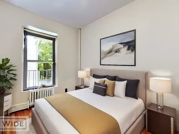 54 West 106th Street image 1 of 6