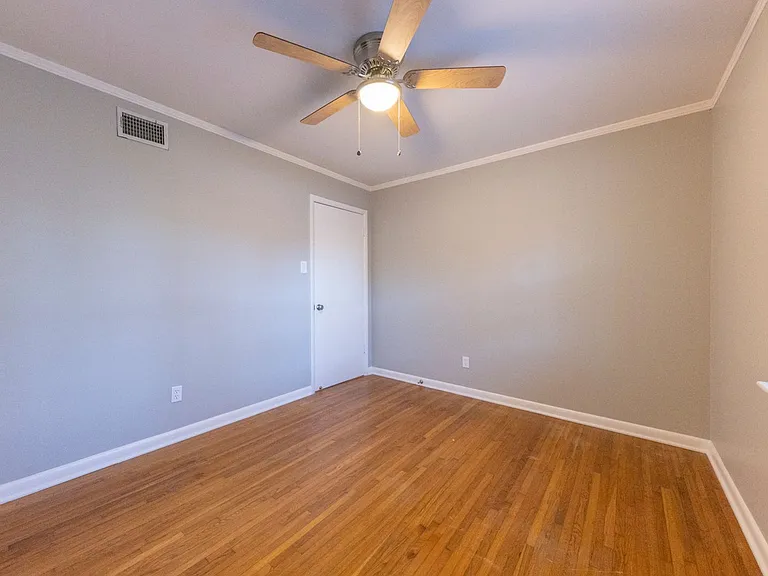 7207 L St #72207 — Photo 37