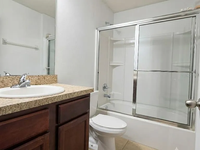 1561 Chelsea Dr — Photo 21