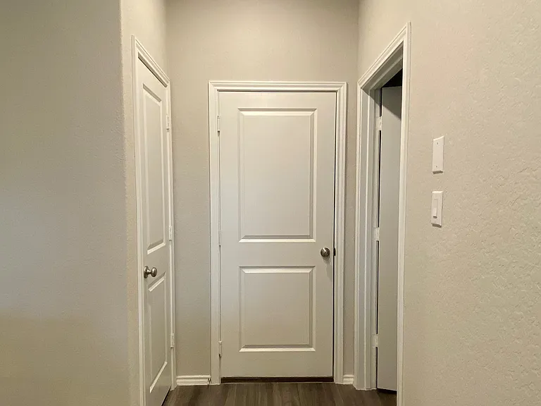 10410 Waverunner — Photo 11