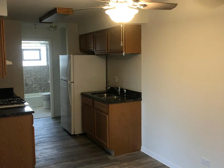 436 N Stephen Dr — Photo 13