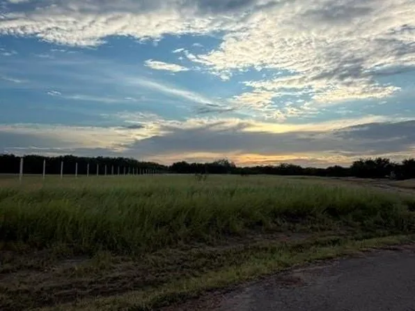 18803 Villa Hermosa Dr, Penitas, TX 78576