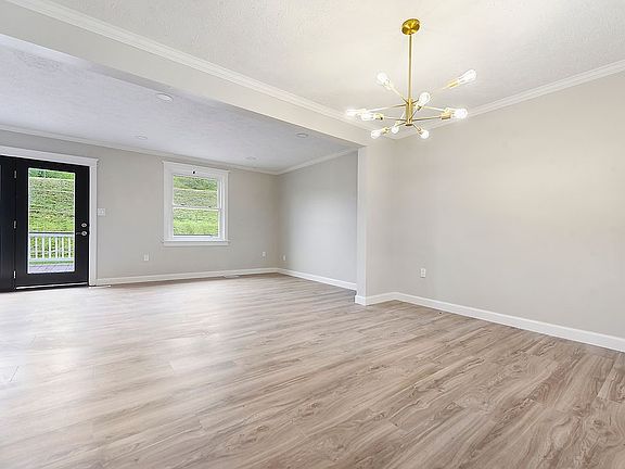 5th image of 5030 Hamilton Dr