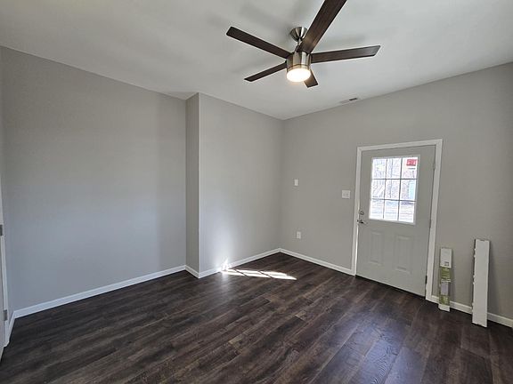 5th image of 2015 Shelton Ave #D