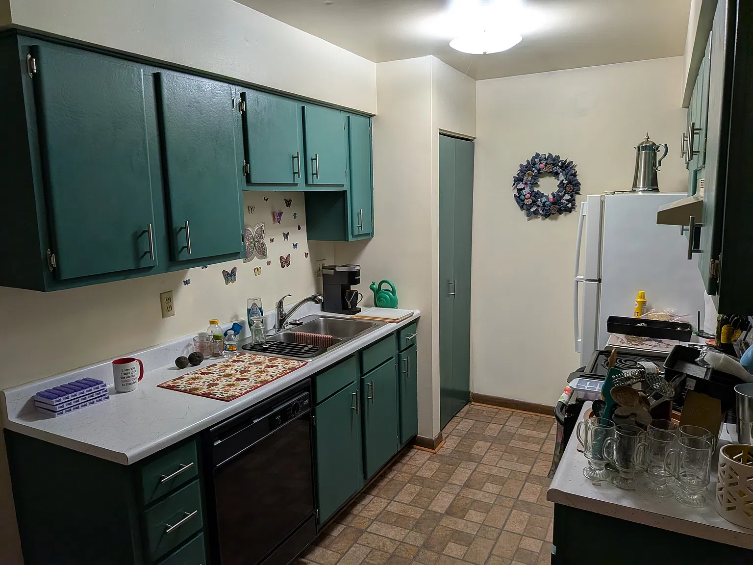 429 N Wolf Creek St — Photo 4
