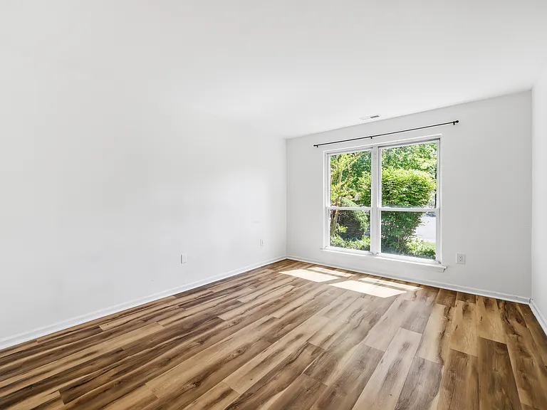 118 Woodlake Dr #118 — Photo 10