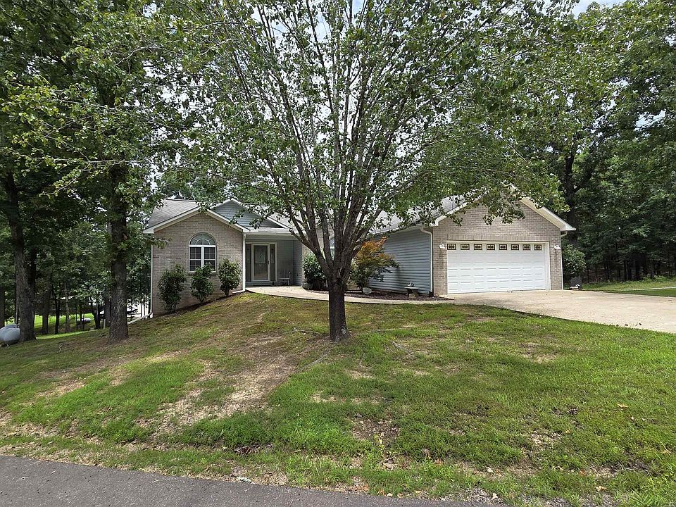 1st image of 60 Red Fox Rd