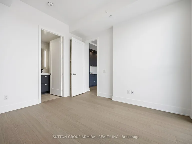 399 Royal Orchard Blvd #LPH16 — Photo 9