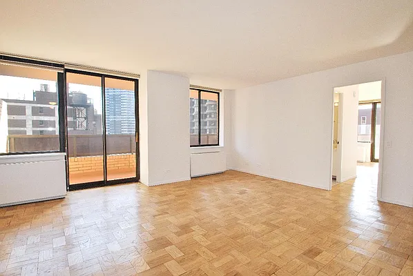 Sold by Real Direct | media 8
