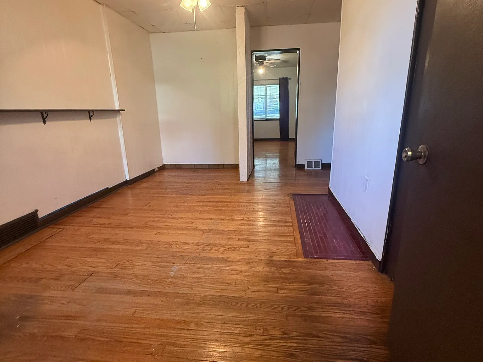 1 bed, 800 sqft, $1,095 — Photo 4