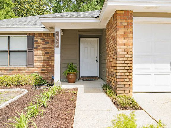5th image of 2726 Summertree Ln