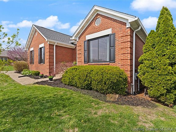 2nd image of 3143 Hibiscus Court