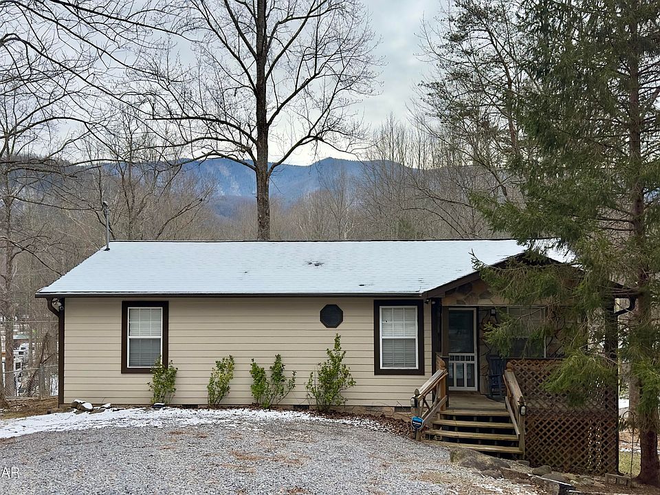 1st image of 146 Hollow Rd